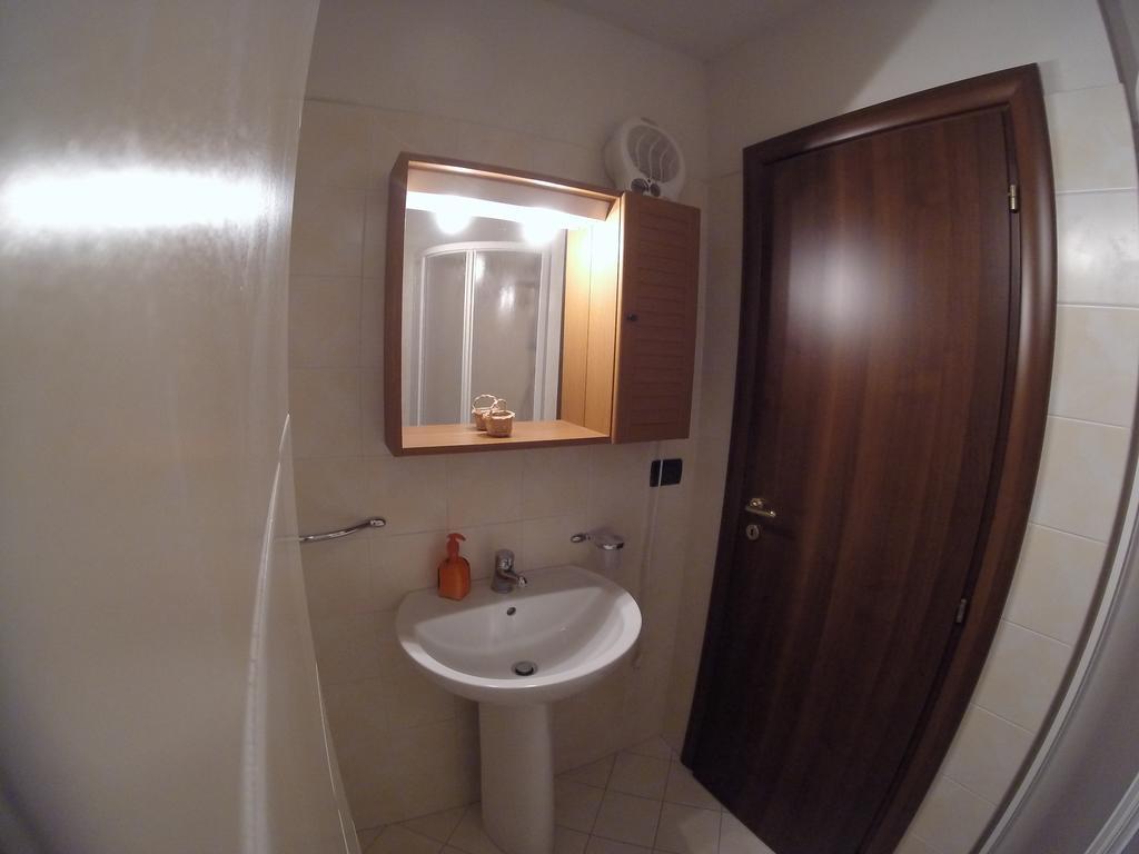 Casa Al Centro Storico Bed & Breakfast นีโกโลซี ห้อง รูปภาพ