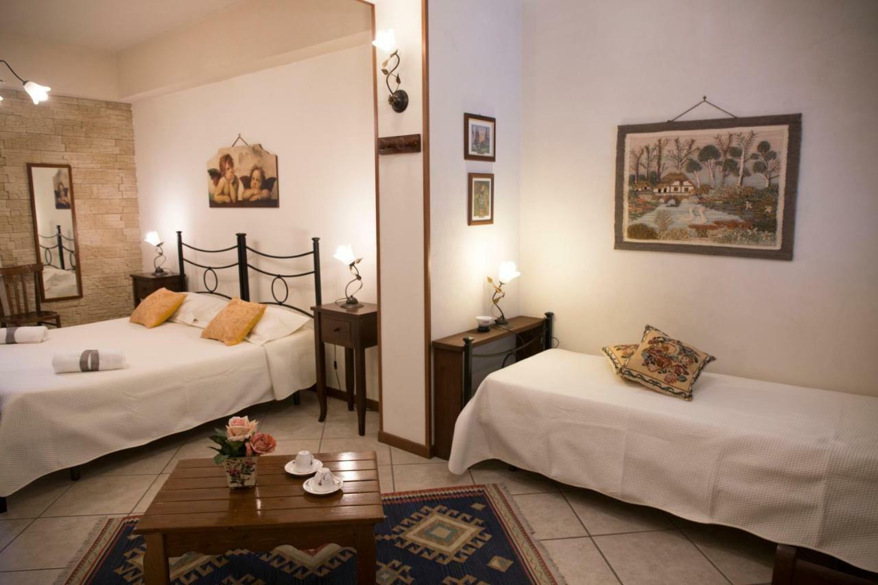 Casa Al Centro Storico Bed & Breakfast นีโกโลซี ภายนอก รูปภาพ