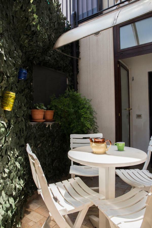 Casa Al Centro Storico Bed & Breakfast นีโกโลซี ภายนอก รูปภาพ